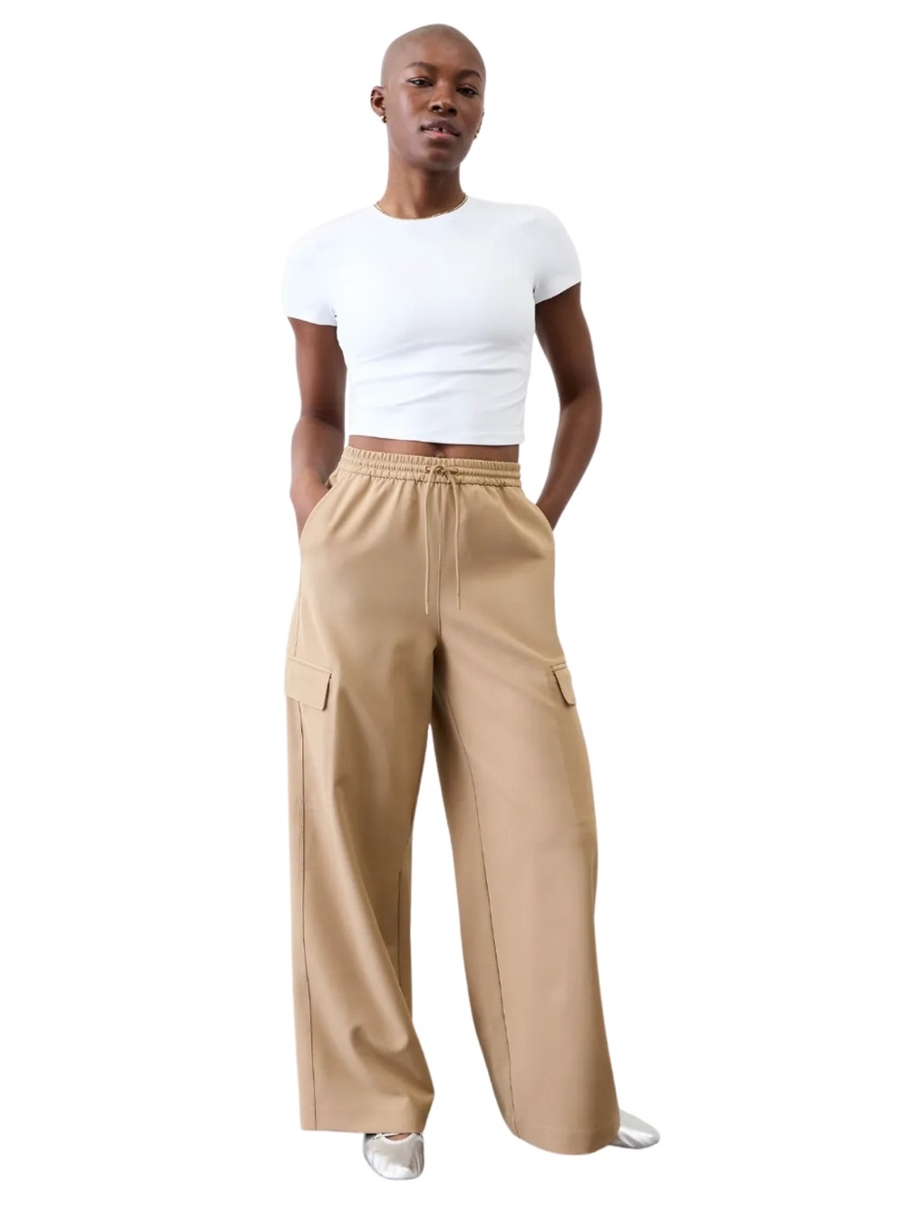 Athleta Promenade Cargo Pant Size L NWT Beige Wide Leg Travel Utility Pants